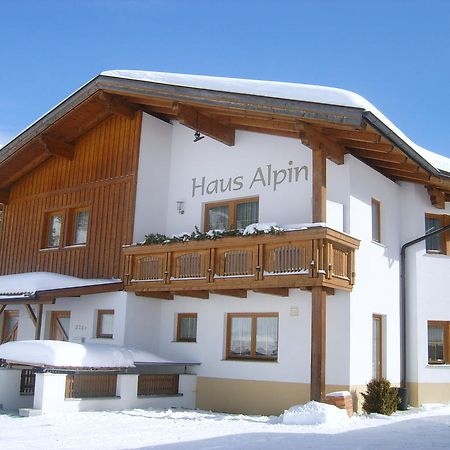Haus Alpin Apartments Петной-ам-Арльберг Экстерьер фото