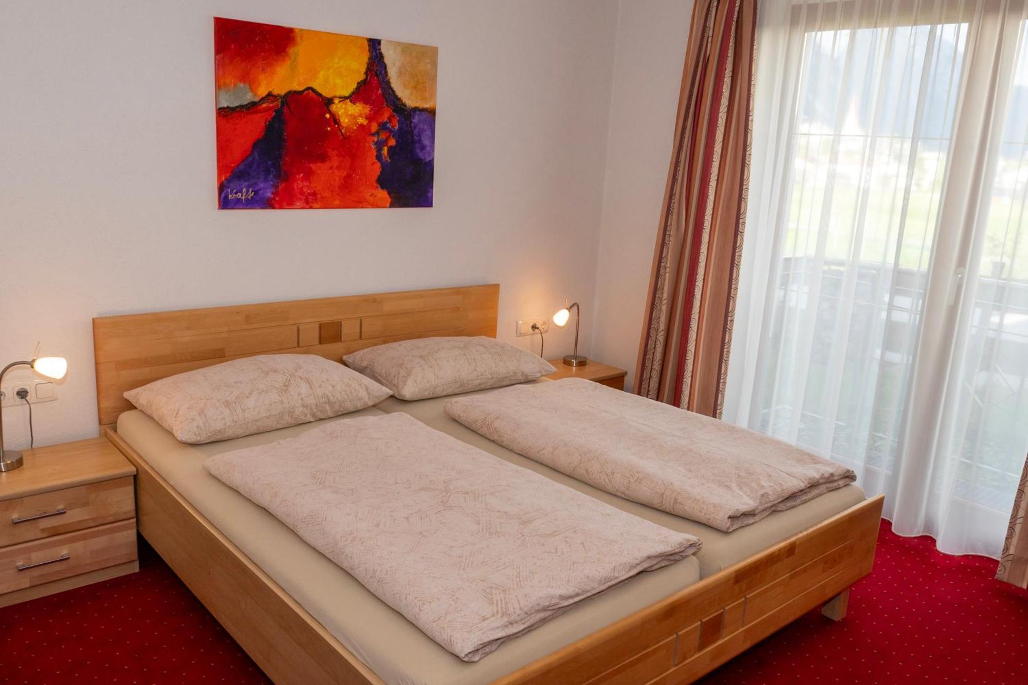 Haus Alpin Apartments Петной-ам-Арльберг Экстерьер фото