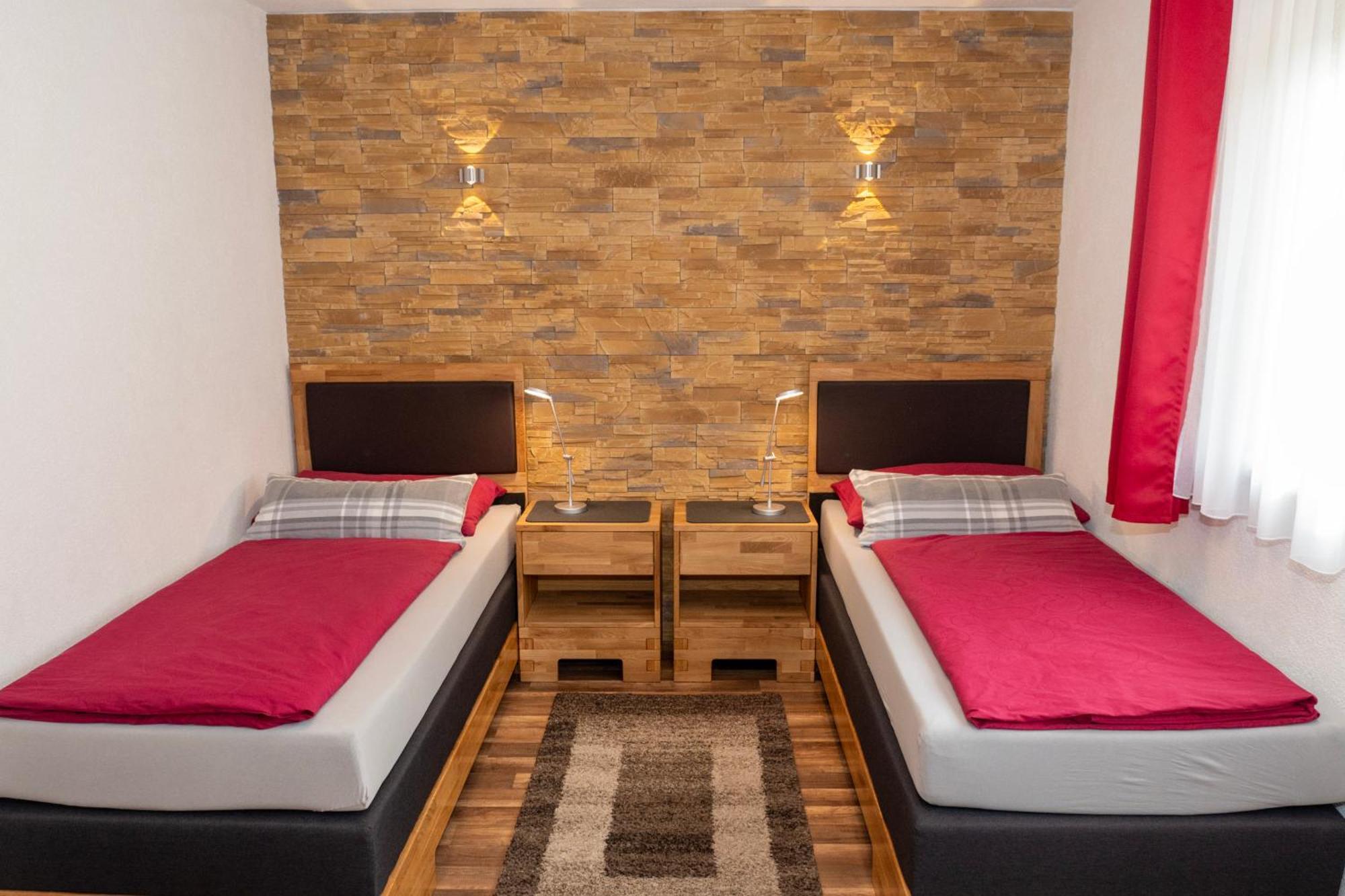 Haus Alpin Apartments Петной-ам-Арльберг Экстерьер фото