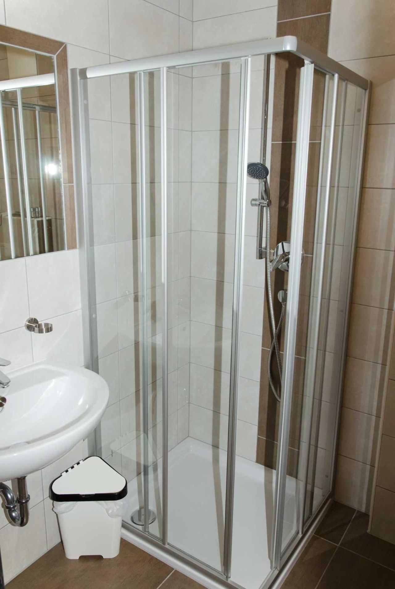 Haus Alpin Apartments Петной-ам-Арльберг Экстерьер фото