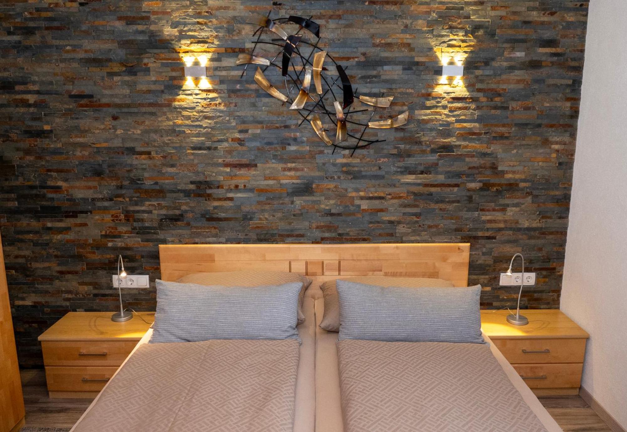 Haus Alpin Apartments Петной-ам-Арльберг Экстерьер фото